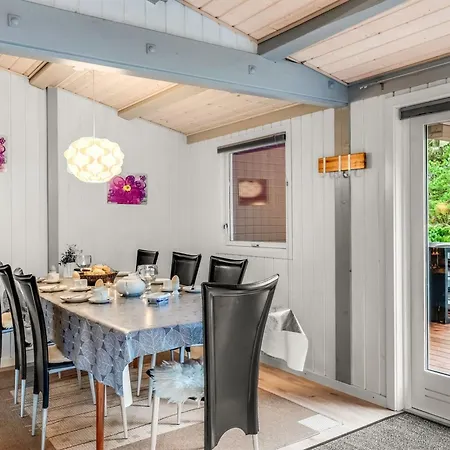 Amaya - 1km From The Sea By Interhome Vakantiehuis