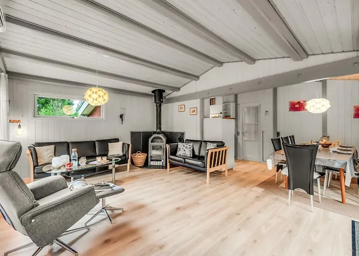 度假居 Amaya - 1km From The Sea By Interhome *